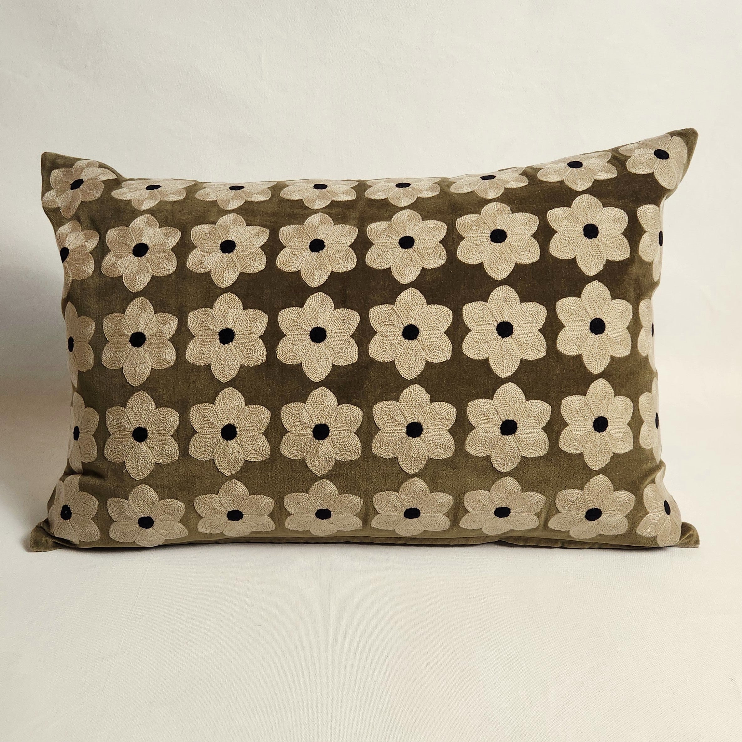 Daisy Cushion - Moss Green