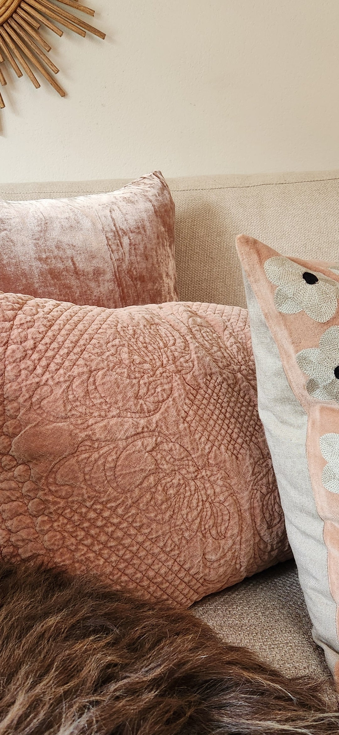 Sara Cushion - Dusty Pink