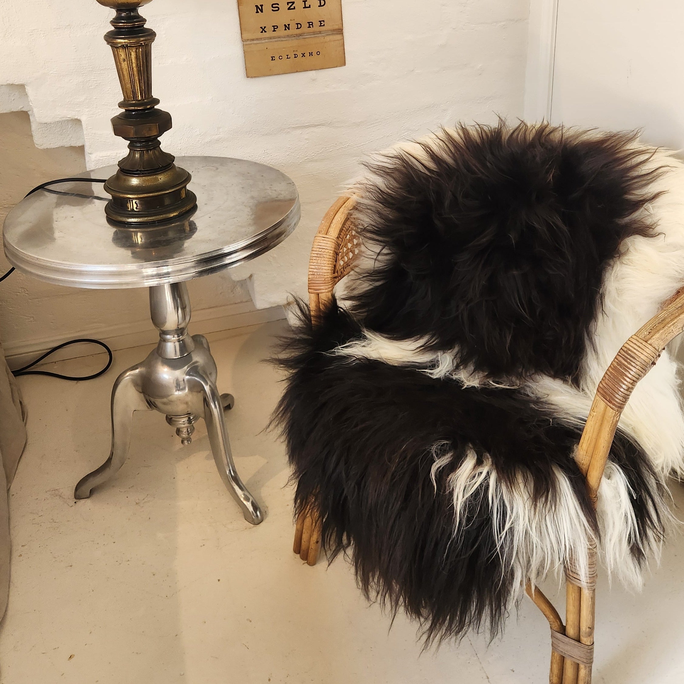 Icelandic Sheepskin - Black/White