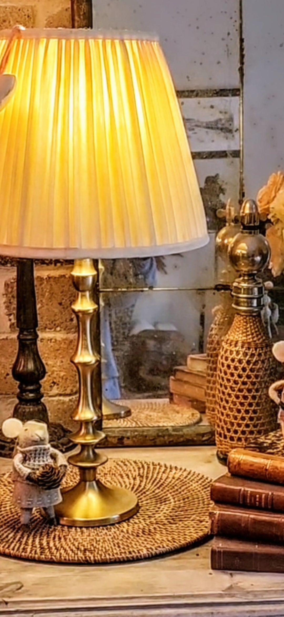 Medium Kiara Silk Lampshade - Buttermilk