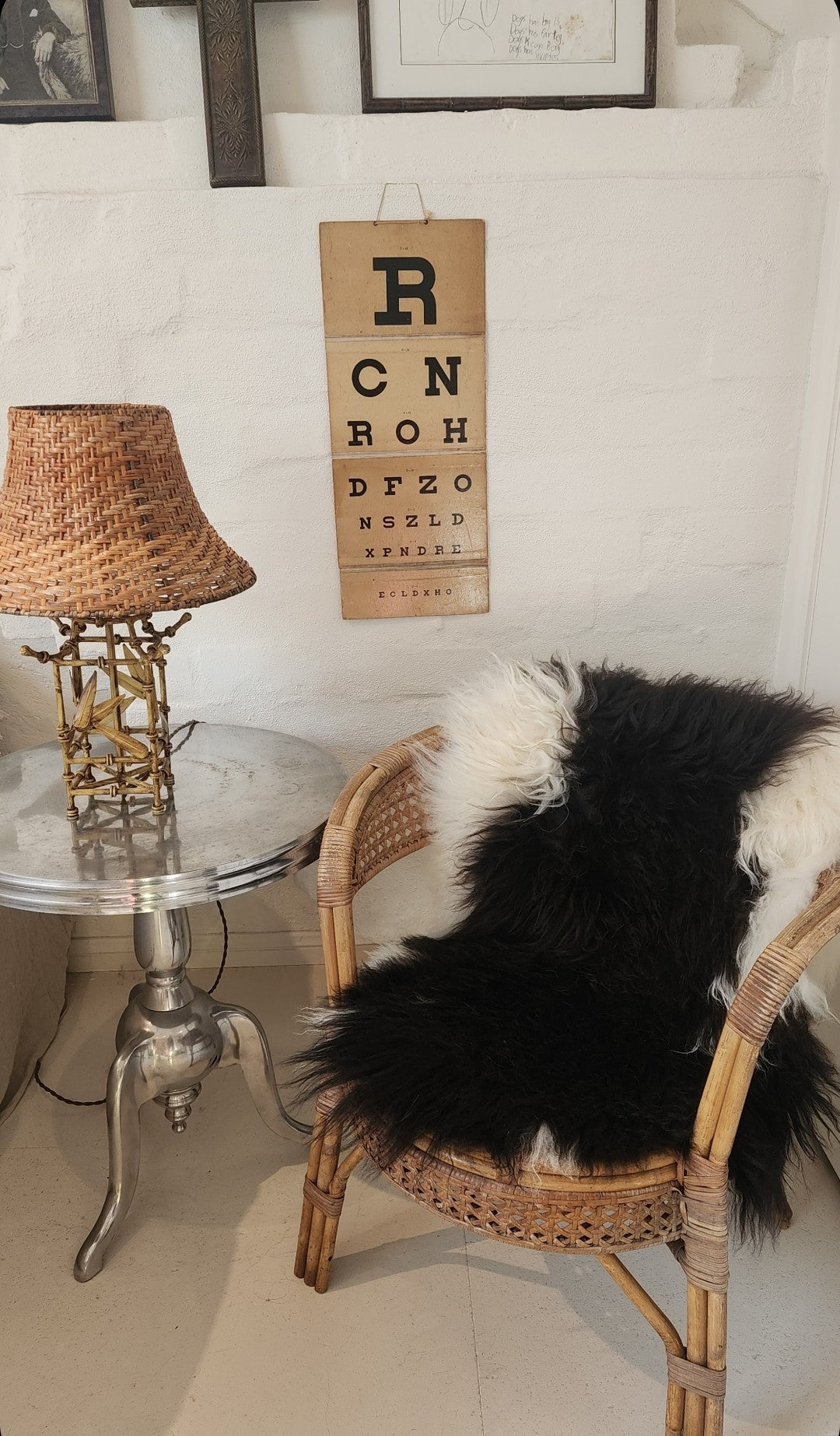 Icelandic Sheepskin - Black/White