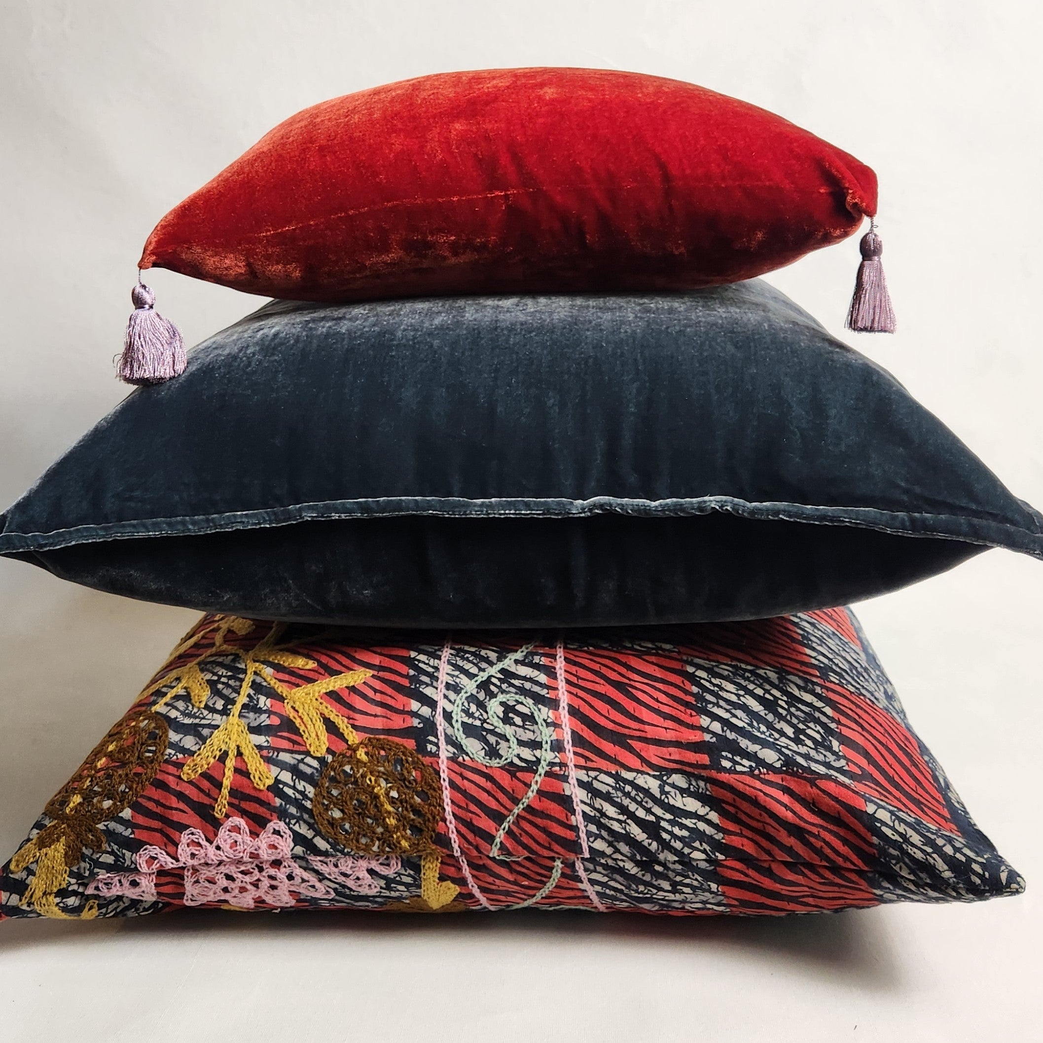 Suzani Cushion #25 - Red, Blue, Yellow 50x50