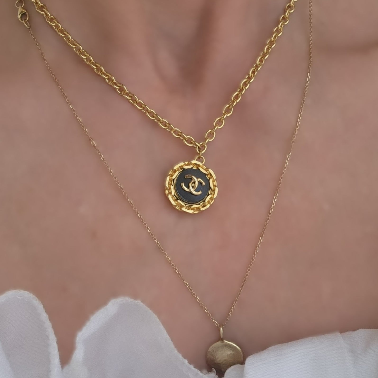 Black Link Pendant Necklace