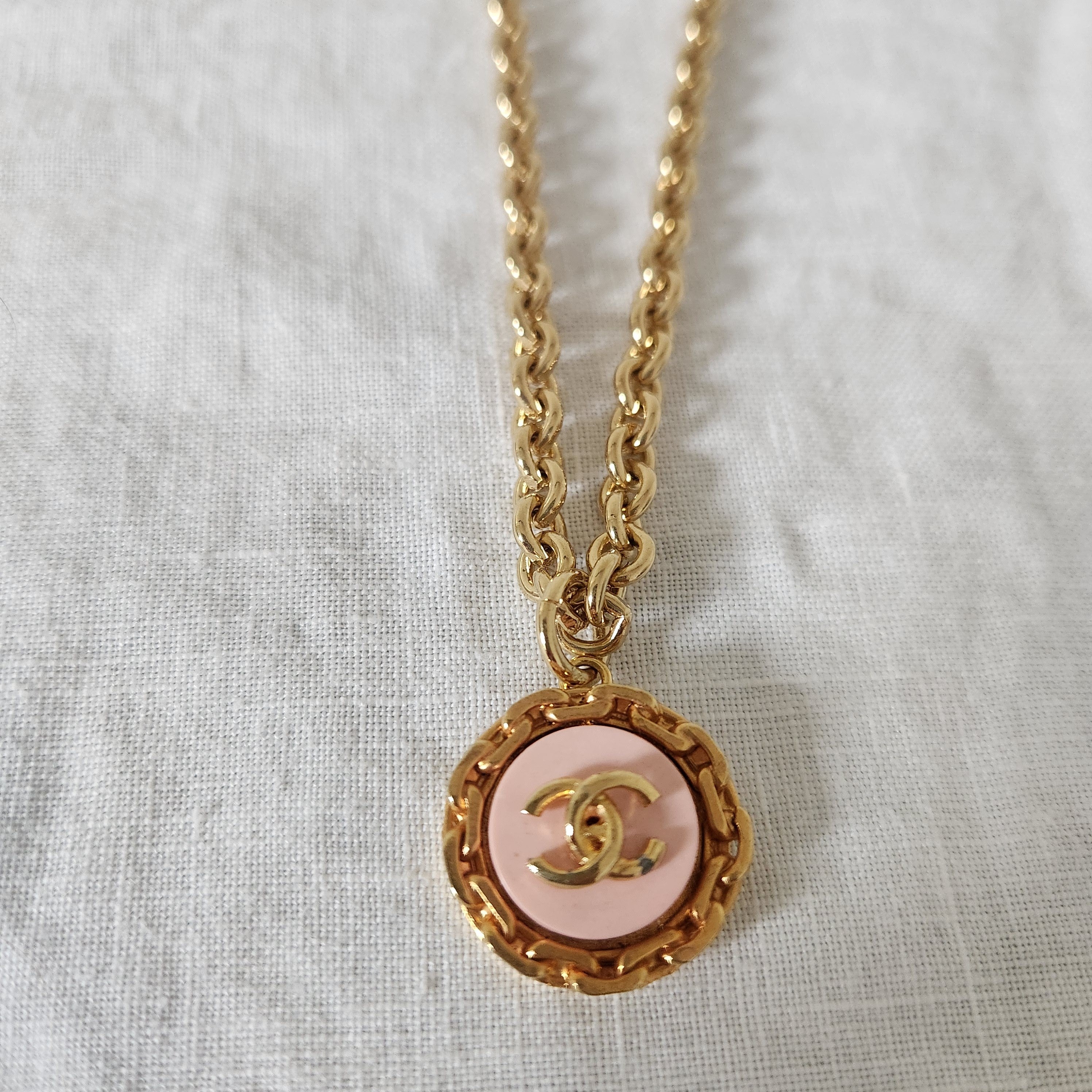 Large Pink Link Pendant Necklace