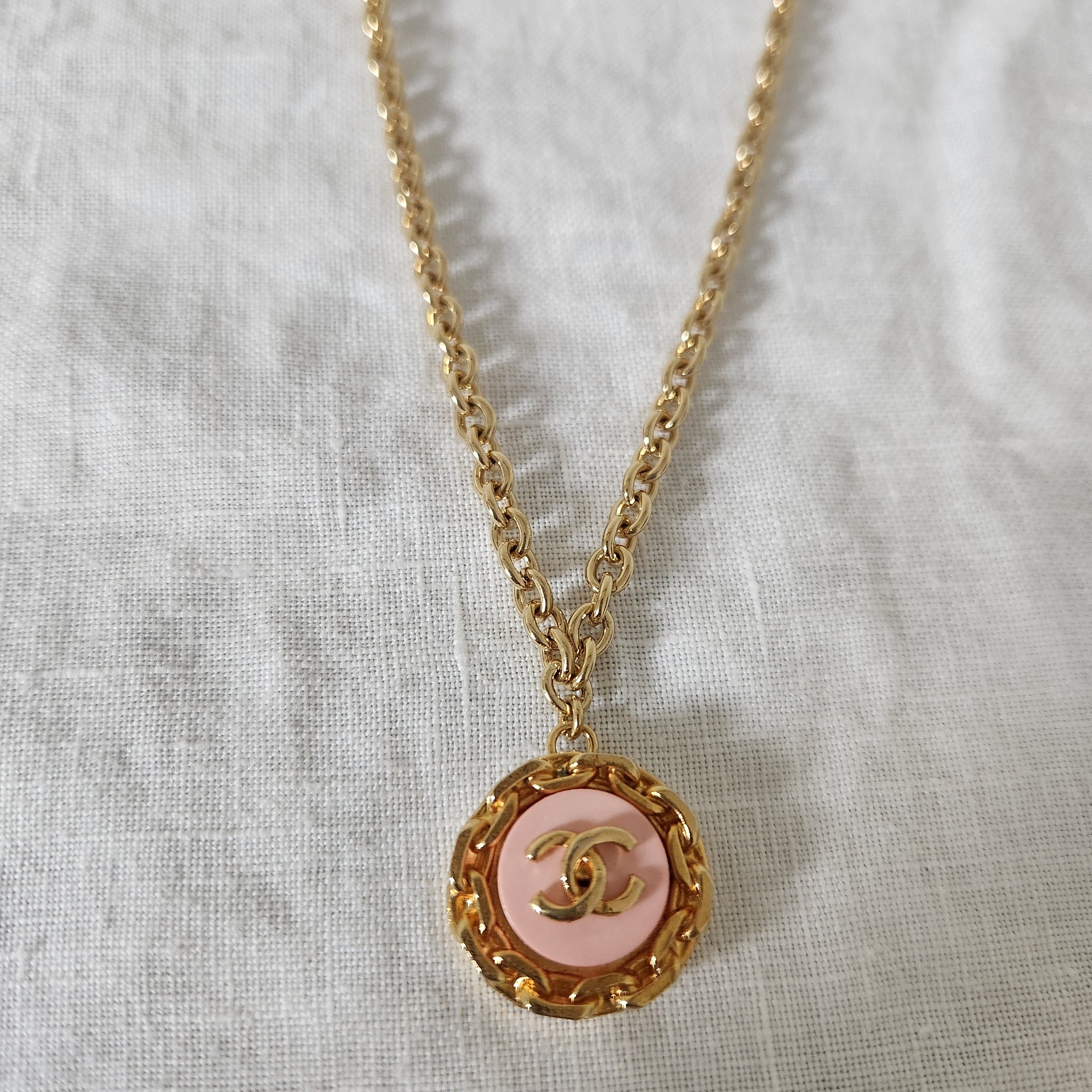 Pink Link Pendant Necklace