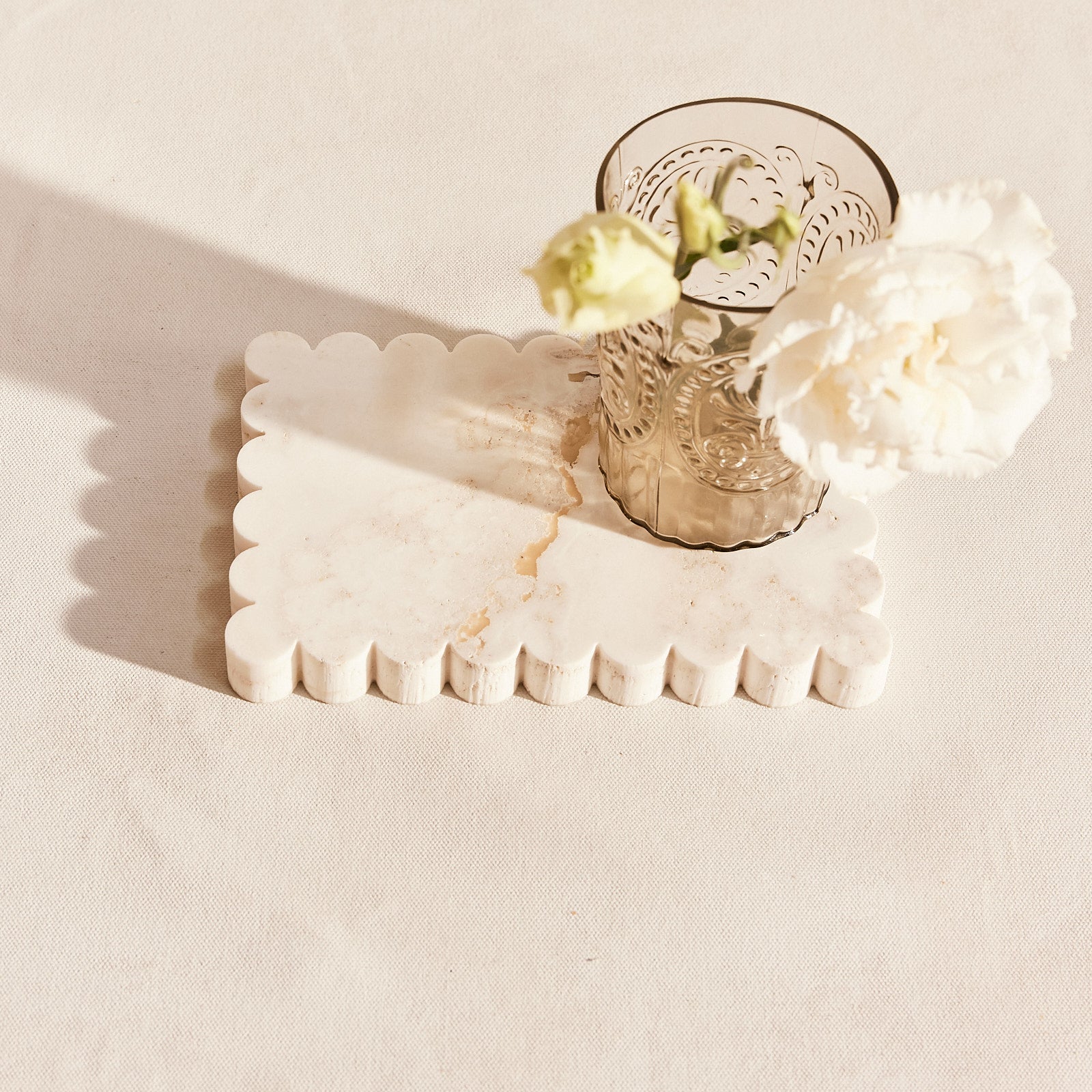 Scallop Marble Tray - Ivory Onyx