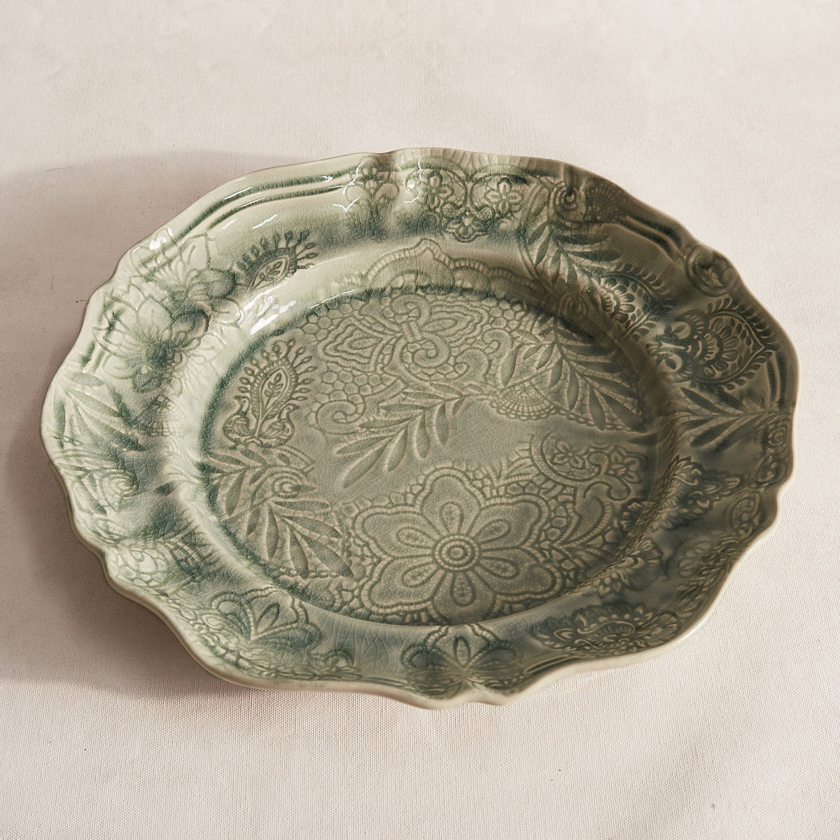 Large Round Server - Antique