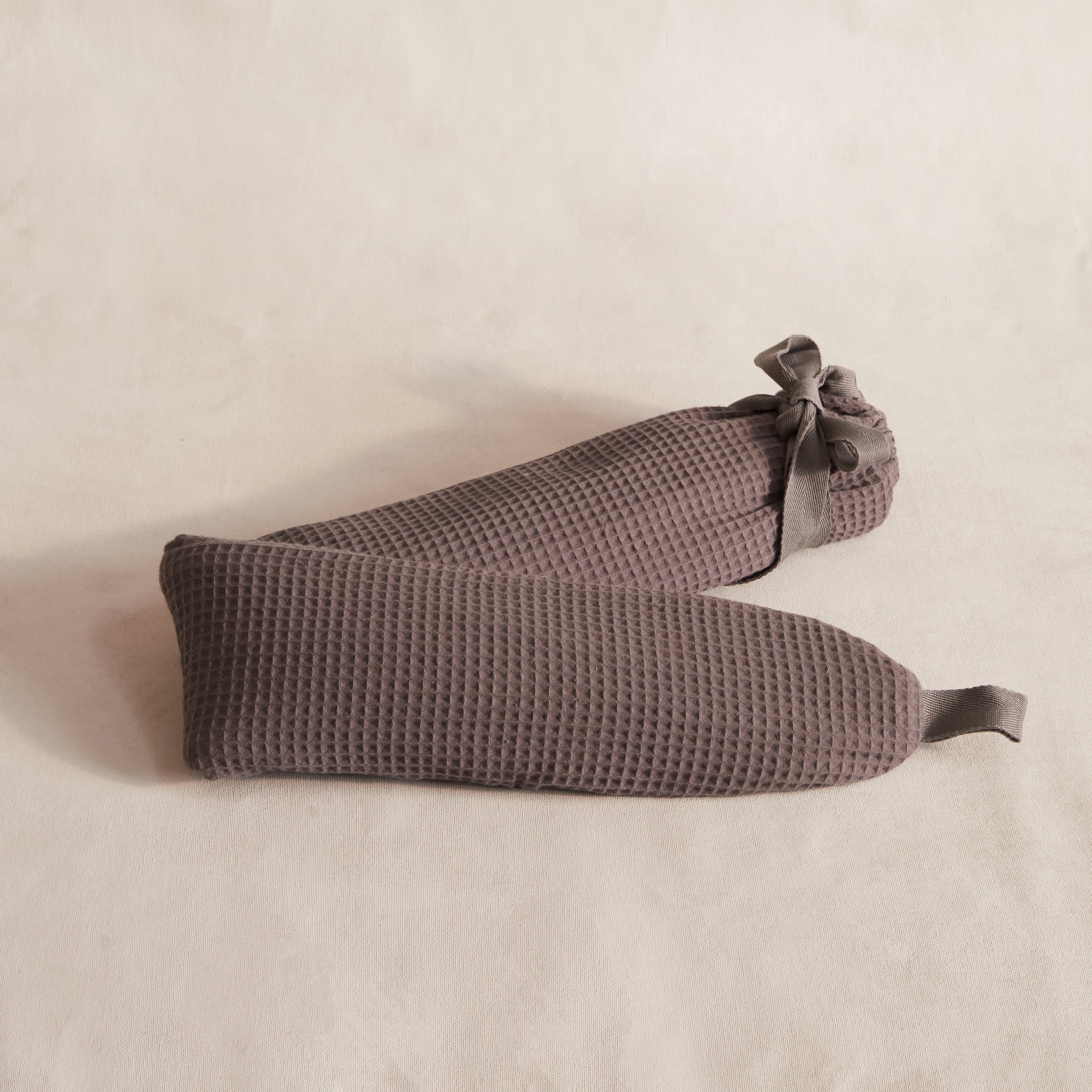 Waffle Yuyu Bottle - Grey