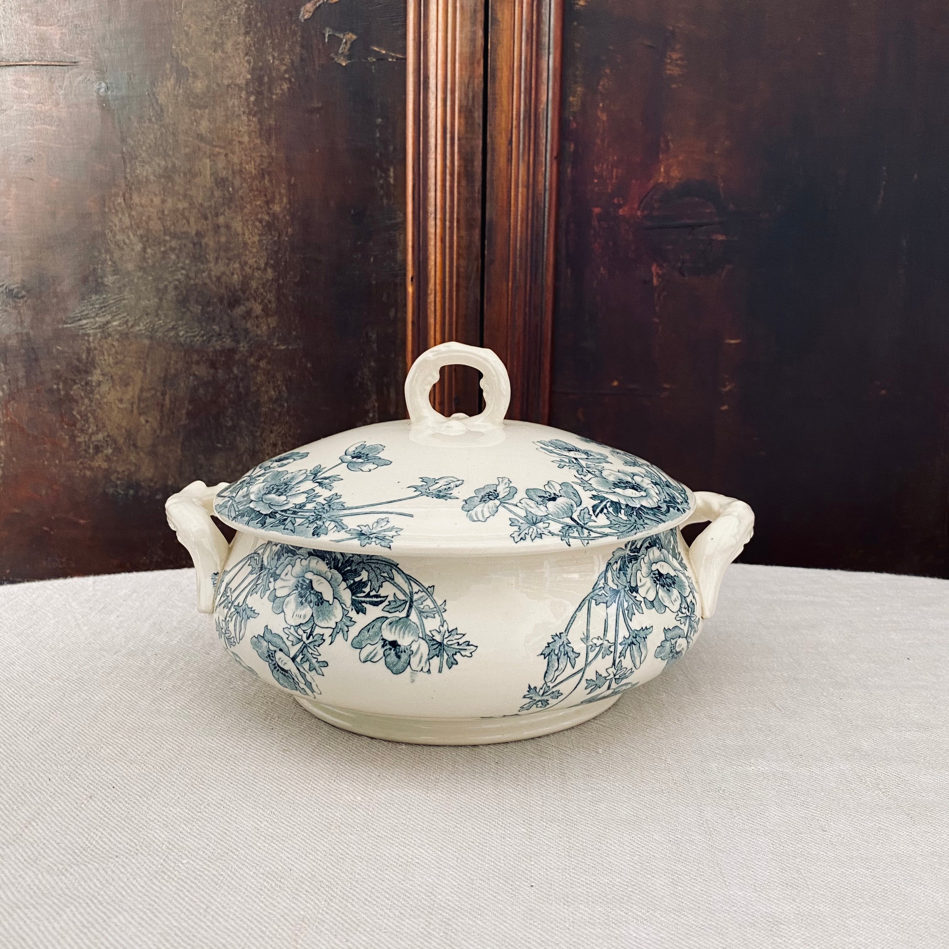 1800s Antique Gien Blue & White Ironstone Tureen